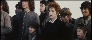 Vidéo-clip de la chanson "Désenchantée" de Mylène Farmer