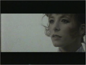 Vidéo-clip de la chanson "Sans contrefaçon" de Mylène Farmer
