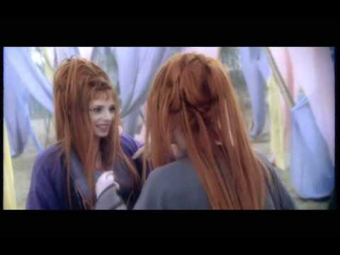 Vidéo-clip de la chanson "Âme-stram-gram" de Mylène Farmer
