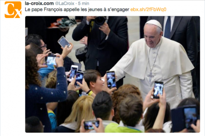 Entre lui et les autres, les écrans… Le Pape face à la réalité numérique "engagée"
